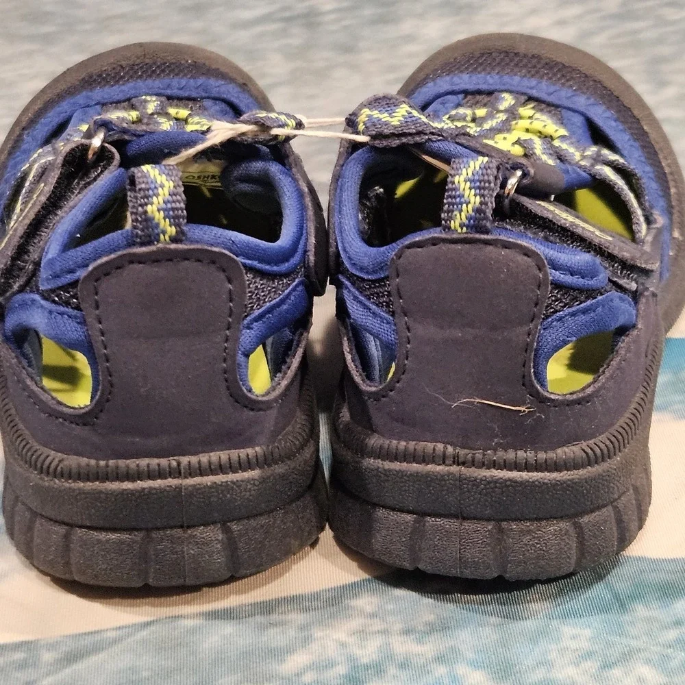 OshKosh‎ Toddler Boys Water Sandals Size 8 Closed Toe Blue Green Outdoor Shoes